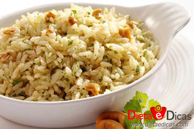 arroz integral emagrece, arroz integral engorda, arroz integral calorias, arroz integral propriedades nutricionais, arroz integral benefícios, arroz integral como fazer, arroz integral quanto comer Ilustração de arroz integral emagrece, arroz integral engorda, arroz integral calorias, arroz integral propriedades nutricionais, arroz integral benefícios, arroz integral como fazer, arroz integral quanto comer