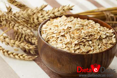 aveia emagrece, aveia engorda, aveia calorias, aveia propriedades e benefícios, aveia como consumir Ilustração de aveia emagrece, aveia engorda, aveia calorias, aveia propriedades e benefícios, aveia como consumir