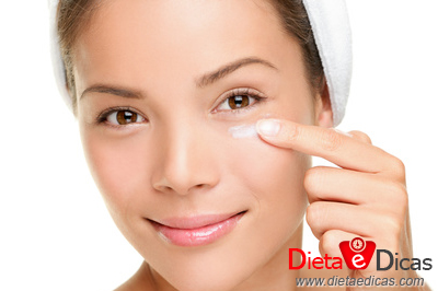 tratamentos de estética, nova técnica para estrias, tratamento para acabar com as rugas, tratamento para acabar com espinhas Ilustração de tratamentos de estética, nova técnica para estrias, tratamento para acabar com as rugas, tratamento para acabar com espinhas