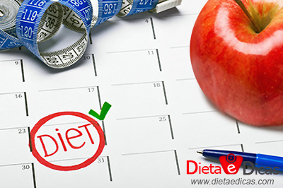 Ilustração de dicas para emagrecer rápido, dicas para emagrecer com saúde, dicas para emagrecer com reeducação alimentar, dicas para emagrecer com mastigação correta, dicas para emagrecer e perder barriga, combinação de alimentos para emagrecer, dicas para emagrecer de