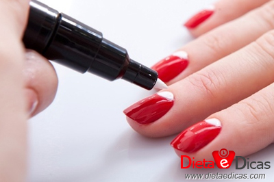 esmalte em caneta, esmalte caneta onde comprar, esmalte caneta como usar Ilustração de esmalte em caneta, esmalte caneta onde comprar, esmalte caneta como usar