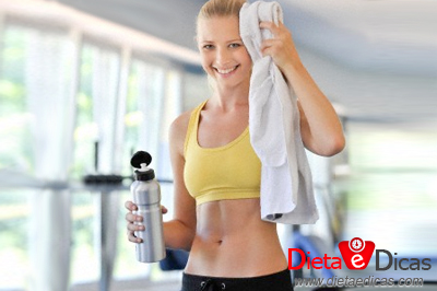 queimar gordura corporal, musculação queima gordura, beber água queima calorias, bebidas geladas queimam calorias, proteína queima gordura, exercícios leves para emagrecer Ilustração de queimar gordura corporal, musculação queima gordura, beber água queima calorias, bebidas geladas queimam calorias, proteína queima gordura, exercícios leves para emagrecer